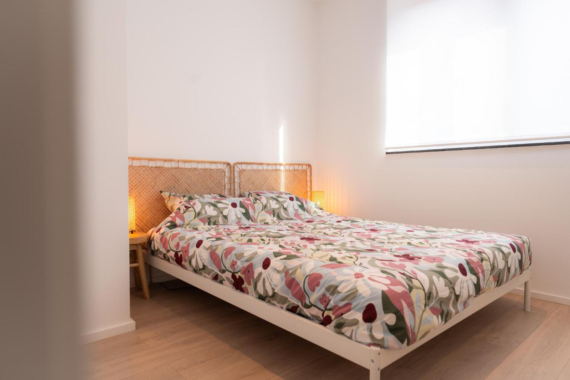 Appartement Cosy Pres De Tout ! มงส์ ภายนอก รูปภาพ